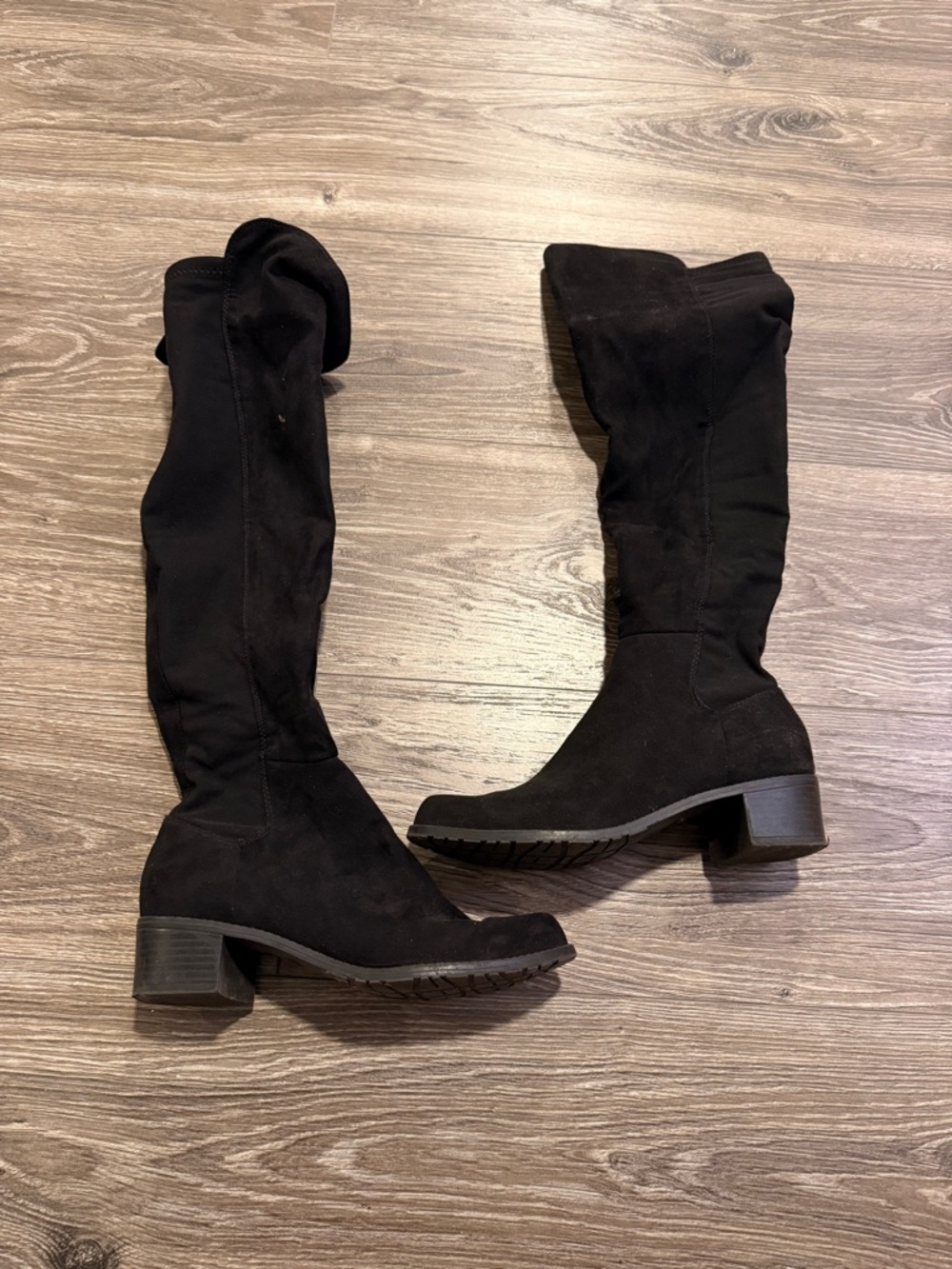 Long winter knee boots